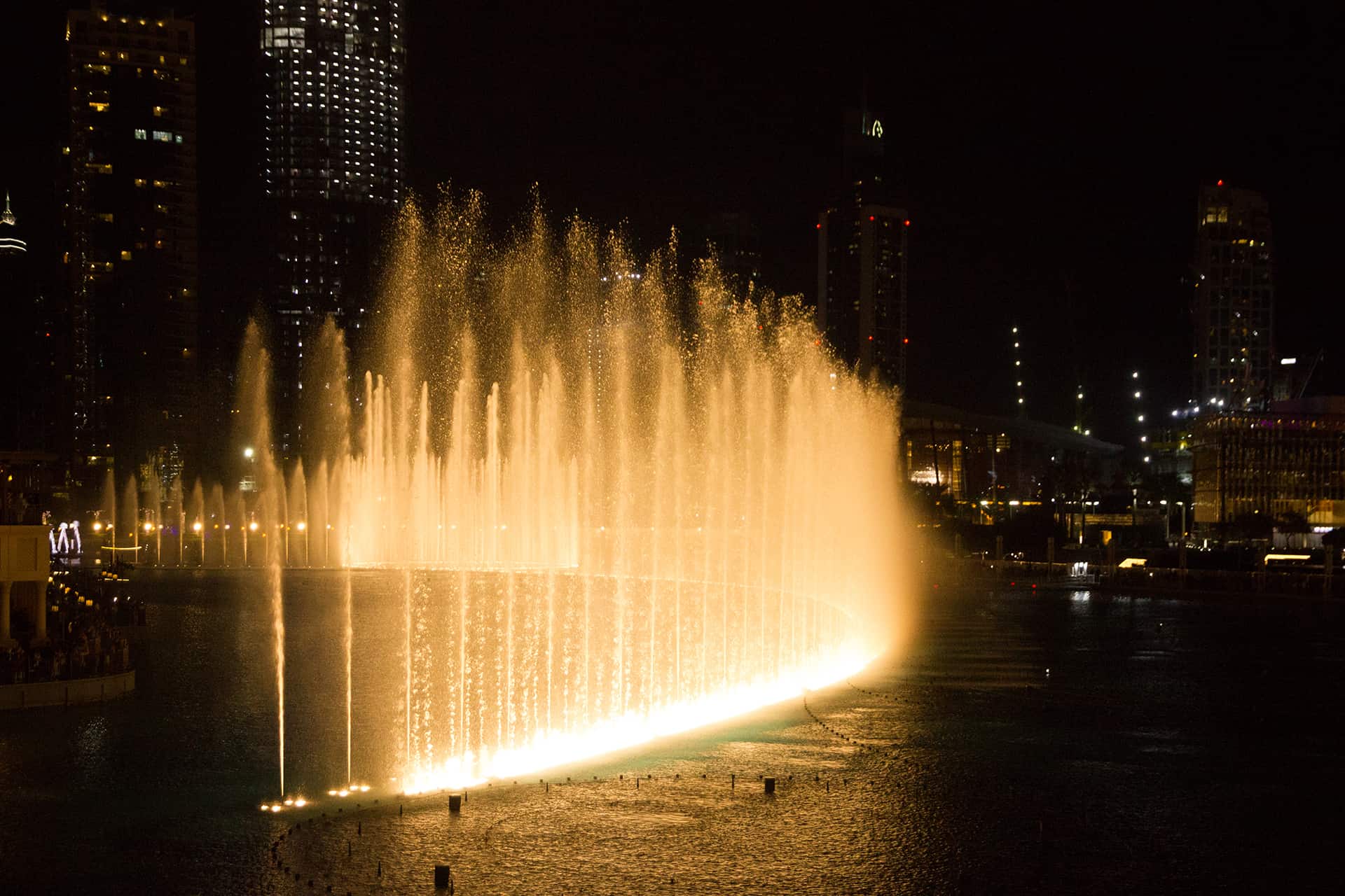 burj khalifa water show